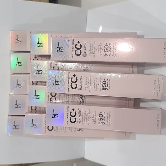 it cosmetics Other - 1/2 PRICE ✅ It Cosmetics CC+ Illumination SPF 50+ Anti-Aging ✨Exp 2026 NIB